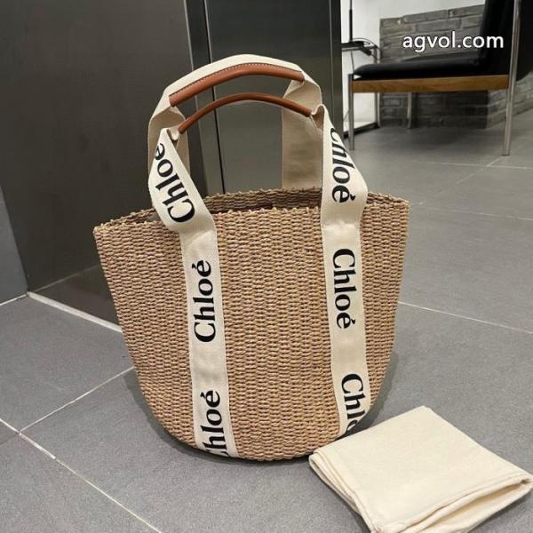 偽 ブランド CHLOE贈り物にも◎ 品良くおしゃれ 2026年秋冬のトレンドの動向バッグ. 2