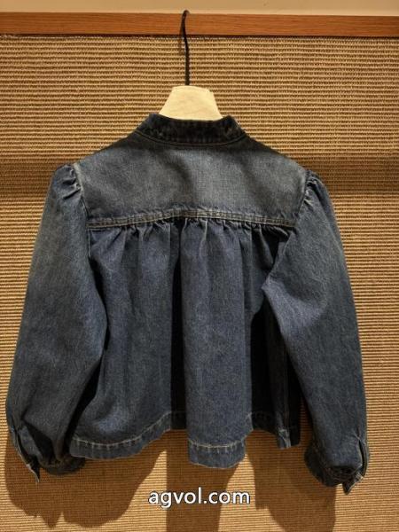 デニムの服甘過ぎず大人な印象に 安全発送 海外限定ブランド 通販 激安クロエ. 4